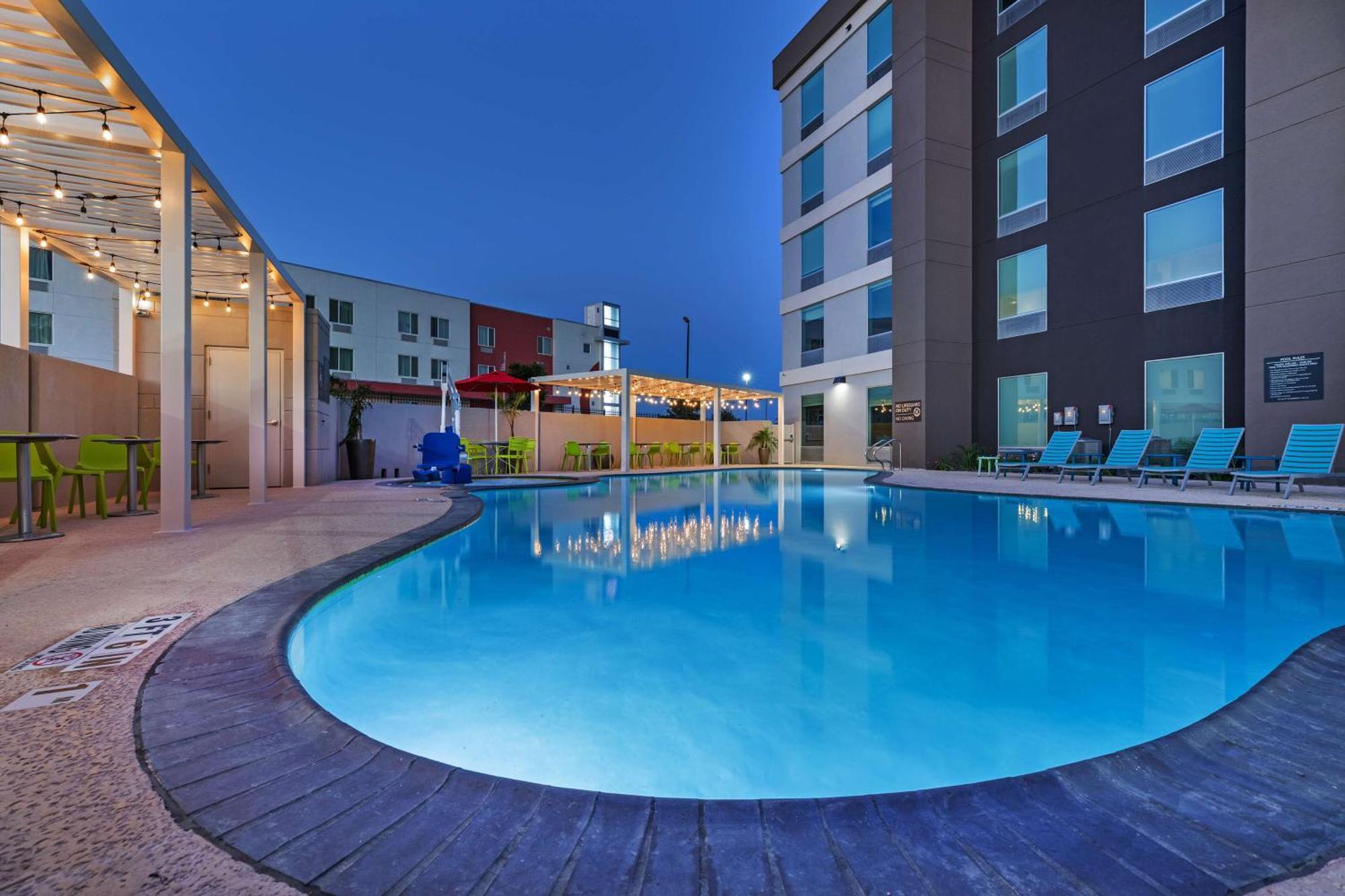 Tru By Hilton Laredo Airport Area, Tx Hotel Eksteriør billede